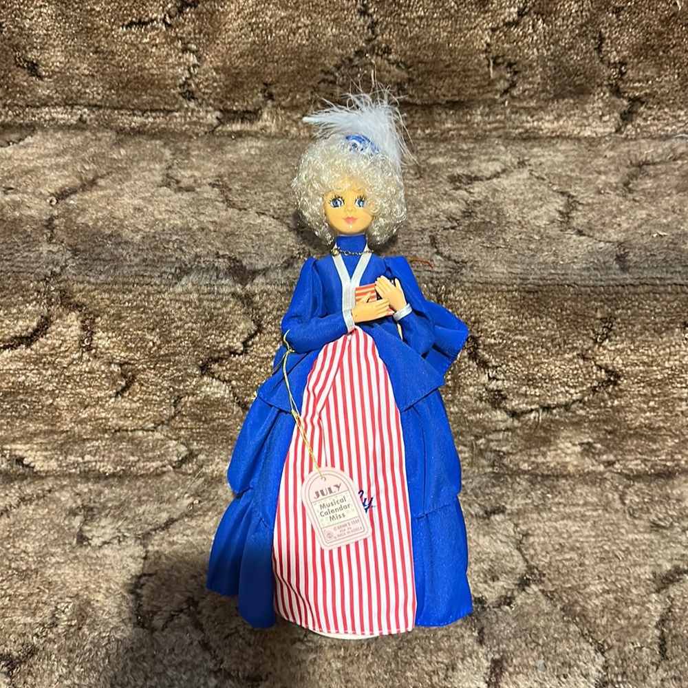 Brinn Musical July Calendar Doll Star Spangled Banner